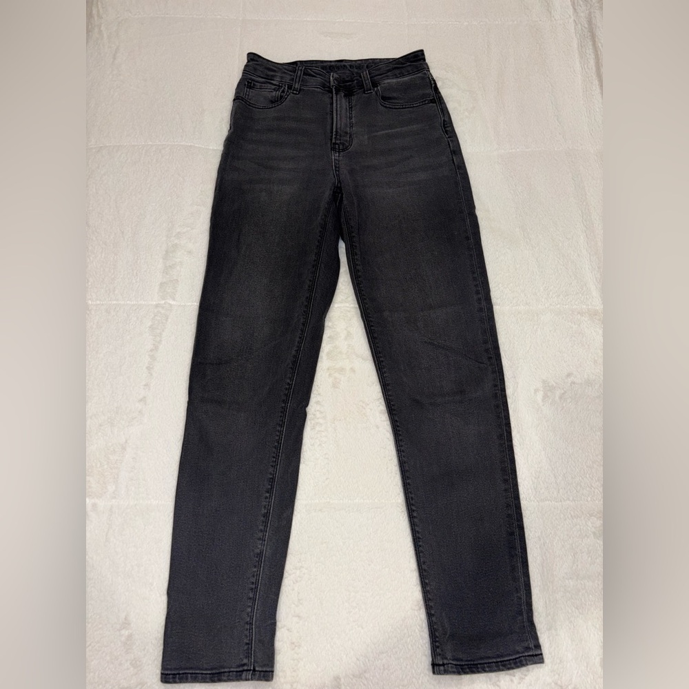 American Eagle Stretch Mom Jean